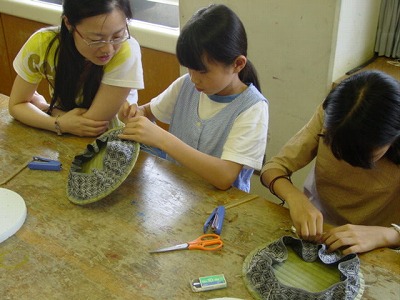 【畳の小物製作体験学習～円形畳製作偏～】畳の材料を利用して素敵な小物作り3