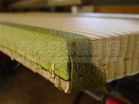 東レ“敷楽”カラー畳（アイボリー色）基本織りへり付き畳の表替え①