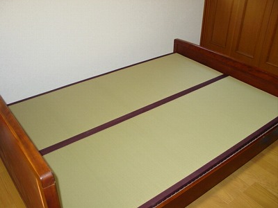 安眠・快適・ベッド用天然わら畳の施工例。①