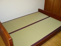安眠・快適・ベッド用天然わら畳の施工例。�