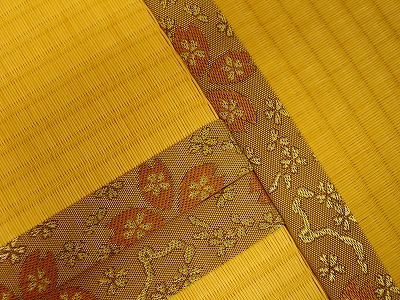 畳の乾燥・殺虫・除菌・脱臭処理とステキな畳縁と暖色系人工カラー畳表で表替えの施工例?