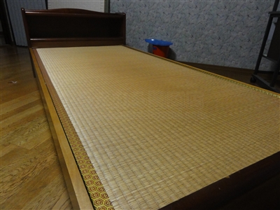 ペットの粗相も安心して眠れるペット用畳ベッド。大阪家庭用国産畳専門店いまどきの畳屋さんうえむら畳2