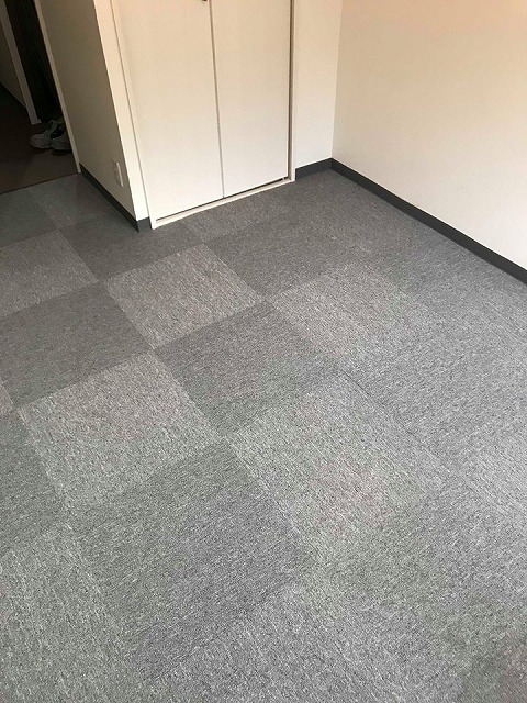 極薄縁無し琉球畳：タイルカーペットからニッポンの床に模様替え：大阪のイマドキの畳屋さんうえむら畳2