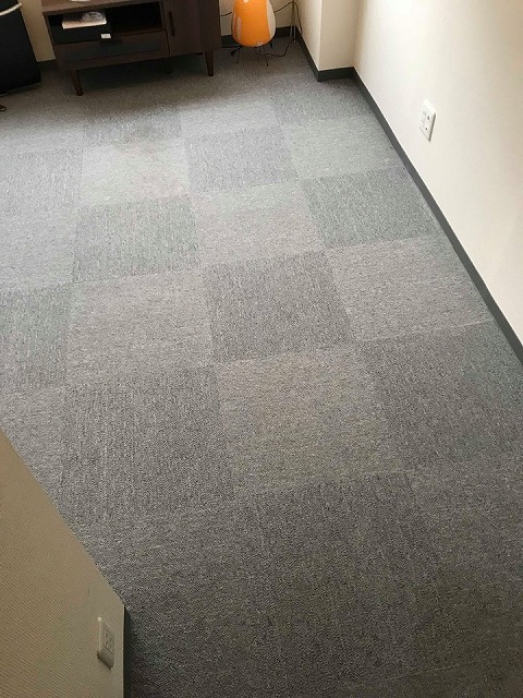 極薄縁無し琉球畳：タイルカーペットからニッポンの床に模様替え：大阪のイマドキの畳屋さんうえむら畳3