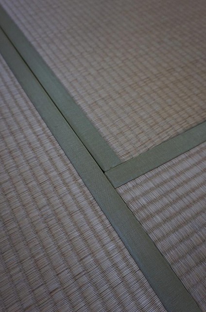 極薄縁無し琉球畳（ブラック×市松柄ブラック）大阪府大東市家庭用国産畳専門店いまどきの畳屋さんうえむら畳2